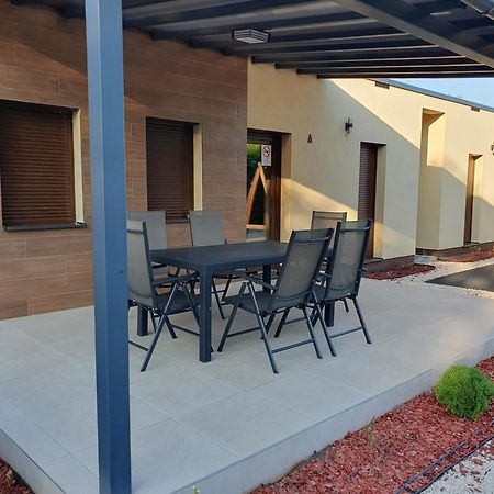 H&H Apartments Poroszló المظهر الخارجي الصورة