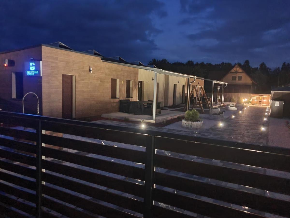 H&H Apartments Poroszló المظهر الخارجي الصورة