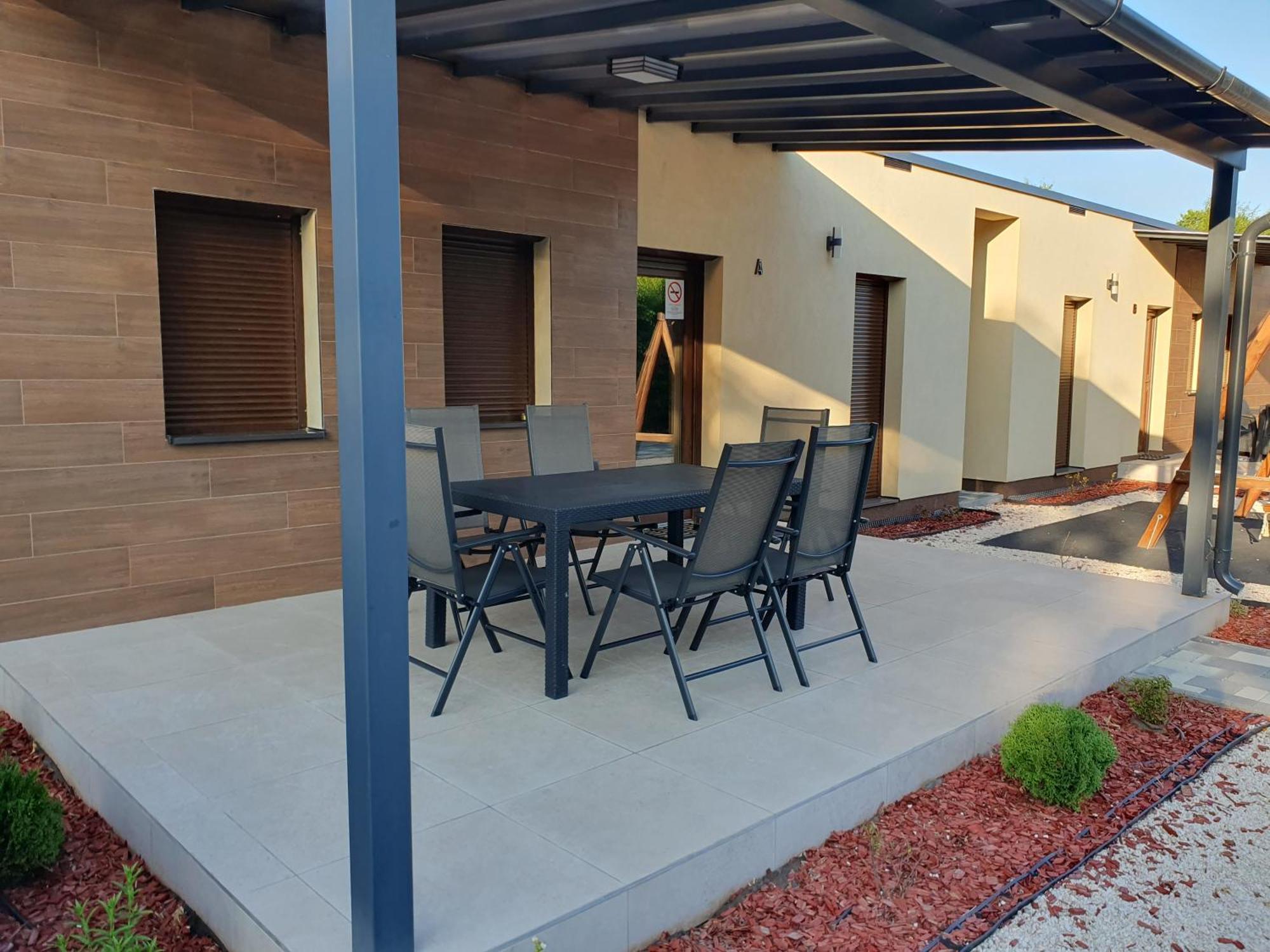 H&H Apartments Poroszló المظهر الخارجي الصورة