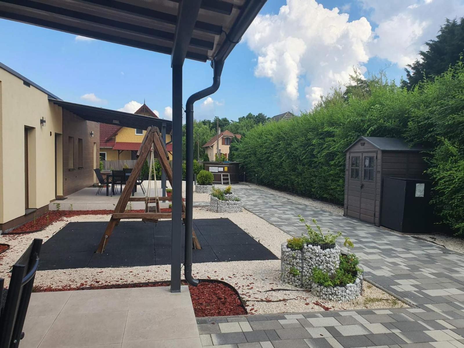 H&H Apartments Poroszló المظهر الخارجي الصورة